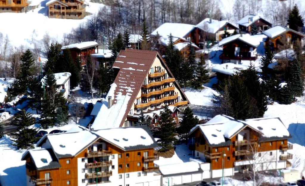 Hotel Adret Les Deux Alpes Eksteriør billede